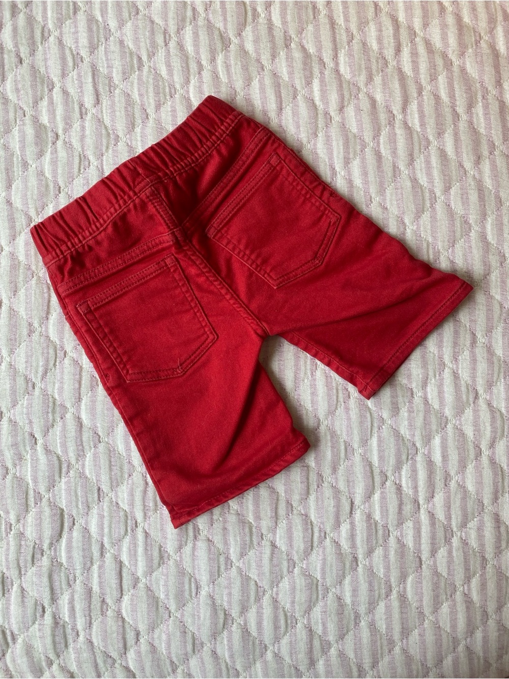 GAP Red Drawstring Shorts - Picture 2 of 3
